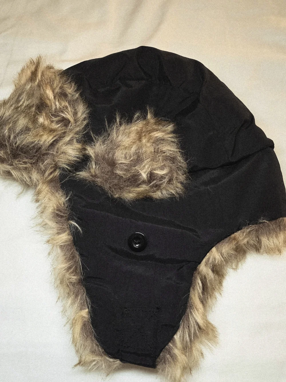 GAP kid's Black Faux-Fur Trapper Hat - 3M Warm Winter Hat